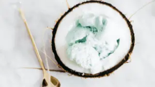Veganes Kokoseis selber machen ohne Eismaschine | Entzuckert